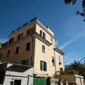  Apartment Licinia Due